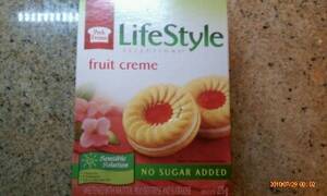 Peek Freans Lifestyle Fruit Creme Cookies - Photo